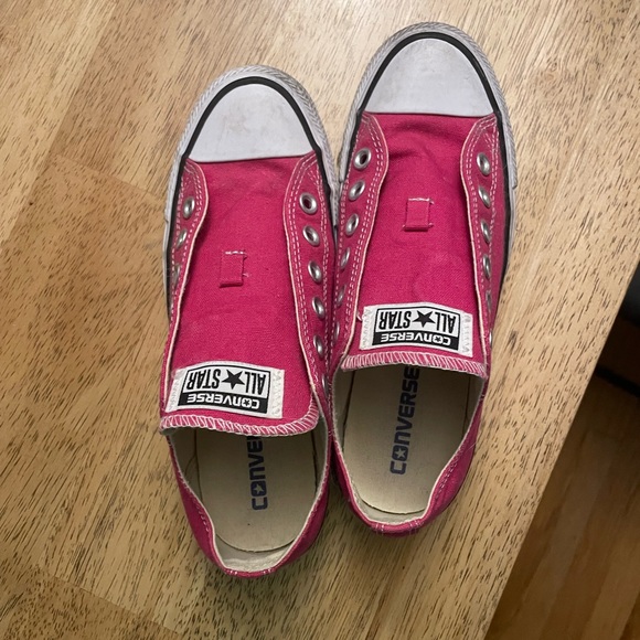 Hot Pink Low Converse - Picture 4 of 6